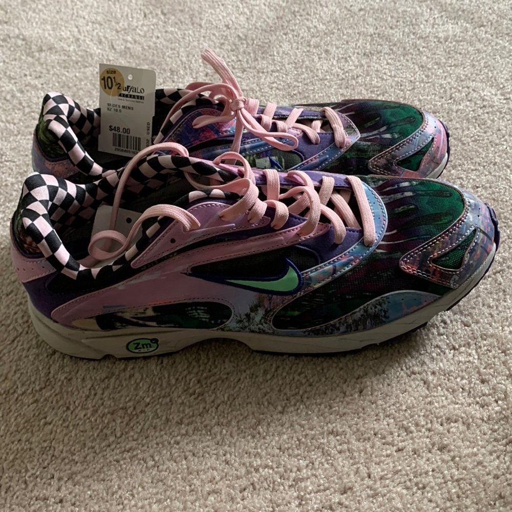 Nike shoes